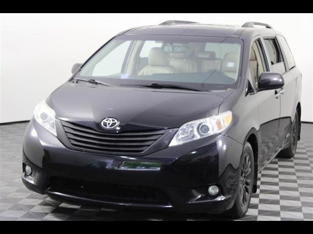 2017 Toyota Sienna XLE Premium