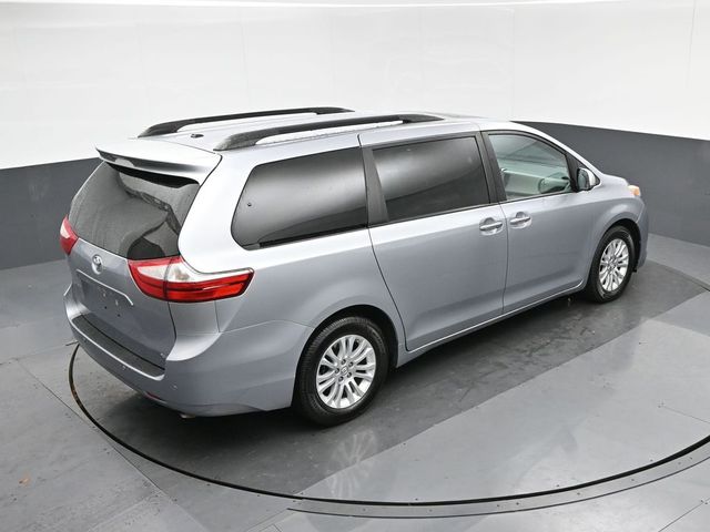 2017 Toyota Sienna XLE Premium