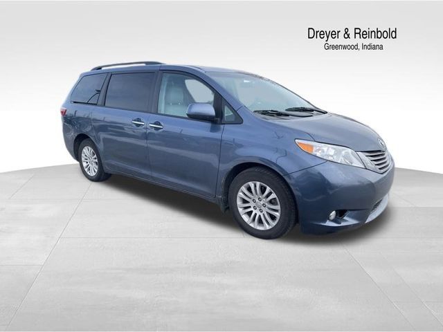 2017 Toyota Sienna XLE Premium