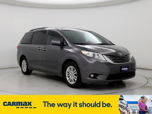 2017 Toyota Sienna XLE Premium