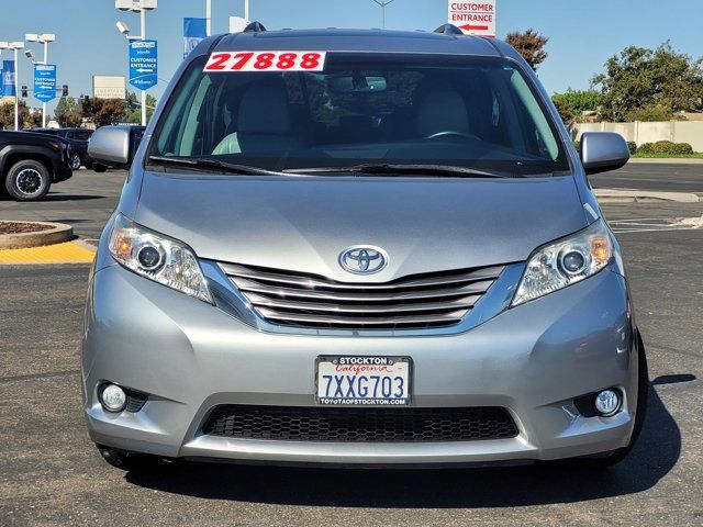 2017 Toyota Sienna XLE Premium