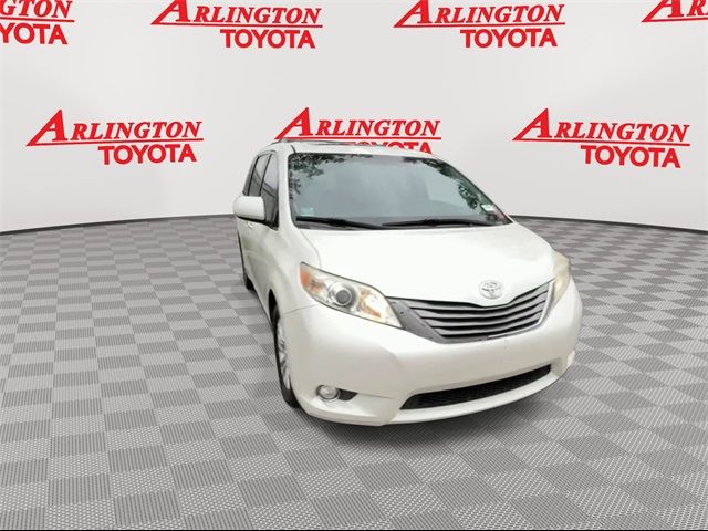 2017 Toyota Sienna XLE Premium