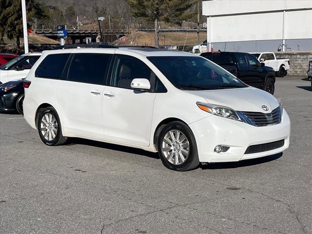 2017 Toyota Sienna XLE Premium