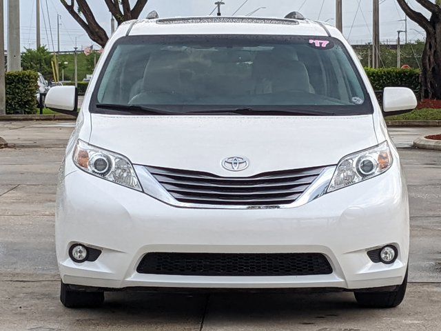 2017 Toyota Sienna XLE Premium