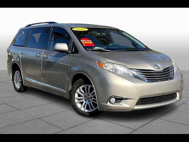 2017 Toyota Sienna XLE Premium