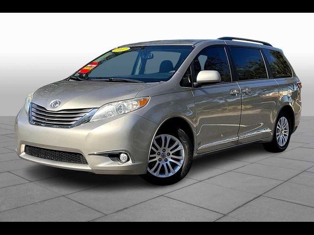 2017 Toyota Sienna XLE Premium