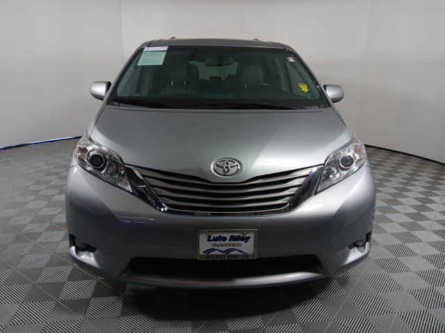 2017 Toyota Sienna XLE Premium