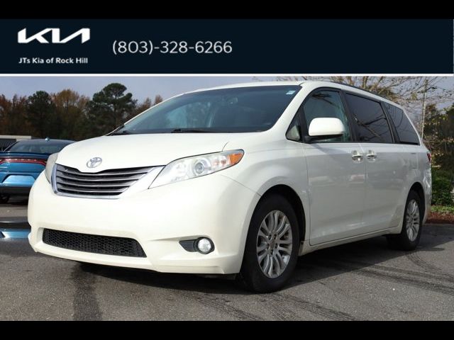 2017 Toyota Sienna XLE Premium