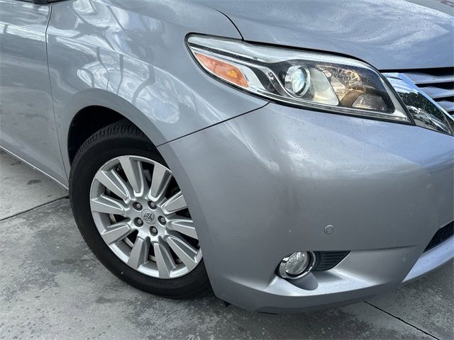 2017 Toyota Sienna XLE Premium