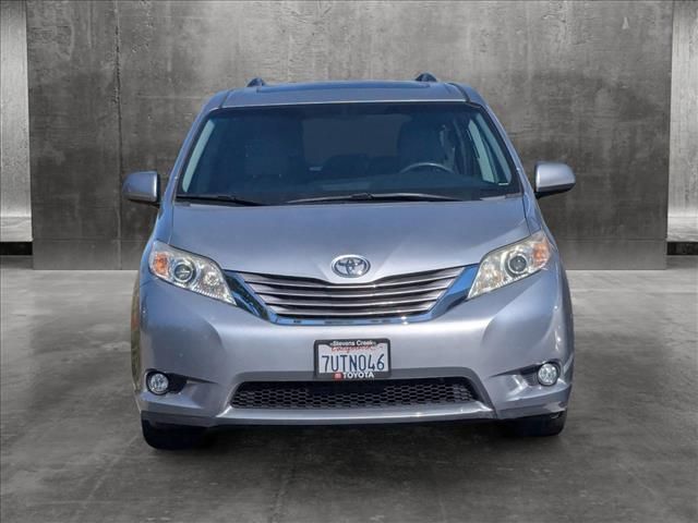 2017 Toyota Sienna XLE Premium