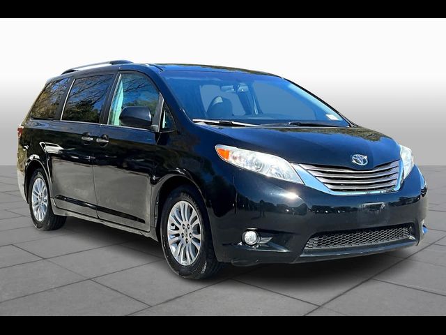 2017 Toyota Sienna XLE Premium