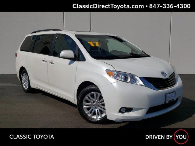 2017 Toyota Sienna XLE Premium