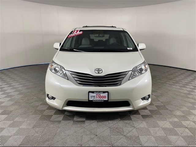 2017 Toyota Sienna XLE Premium