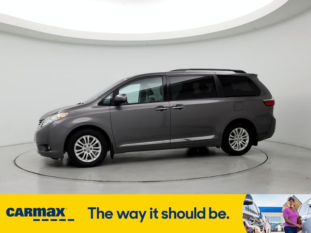 2017 Toyota Sienna XLE Premium