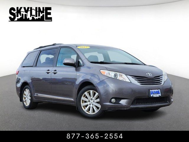 2017 Toyota Sienna XLE