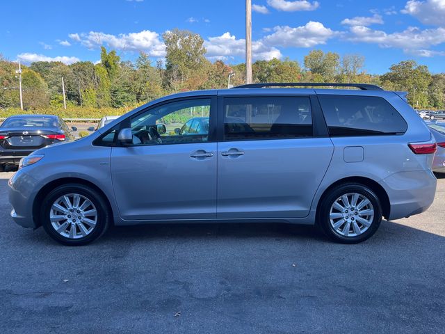 2017 Toyota Sienna XLE Premium