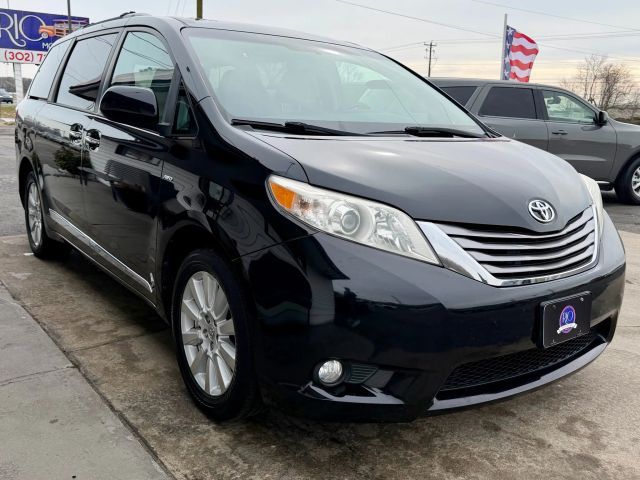 2017 Toyota Sienna XLE Premium