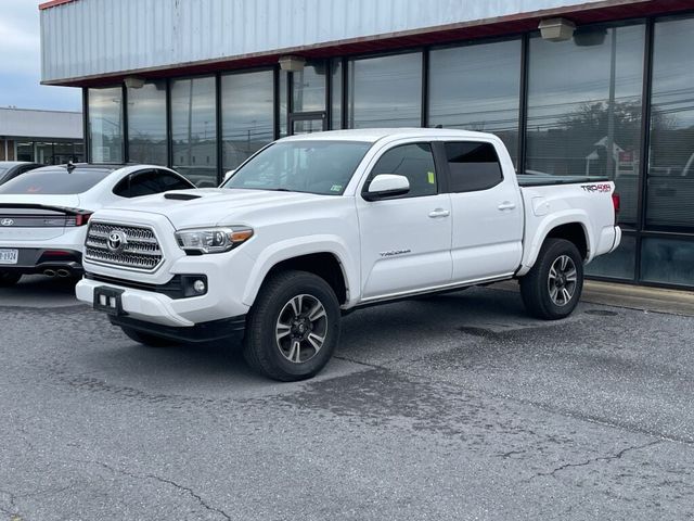 2017 Toyota Tacoma TRD Sport