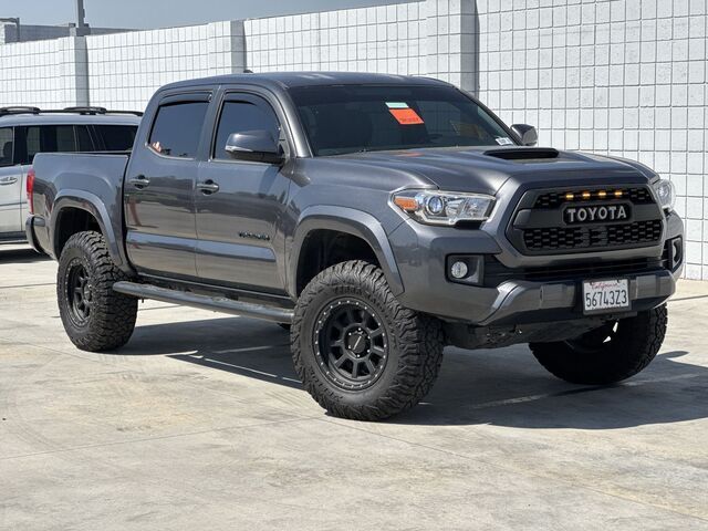 2017 Toyota Tacoma SR5