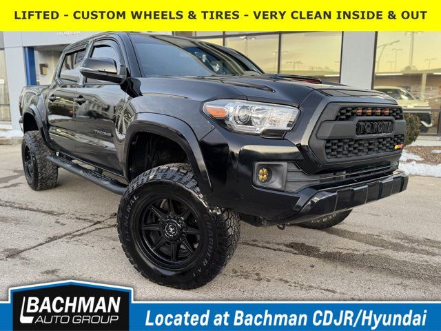 2017 Toyota Tacoma TRD Sport