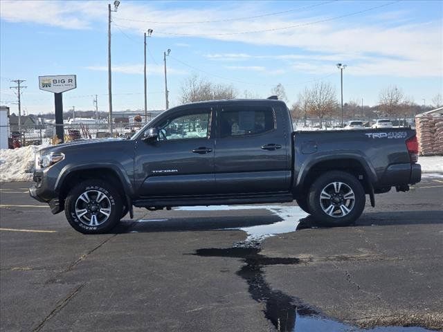 2017 Toyota Tacoma TRD Sport