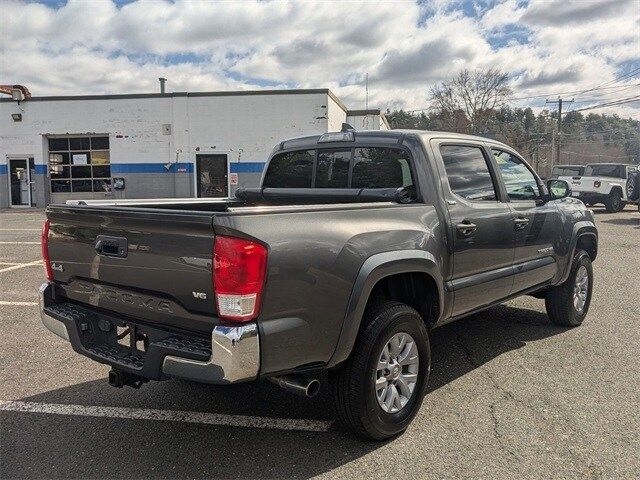 2017 Toyota Tacoma SR