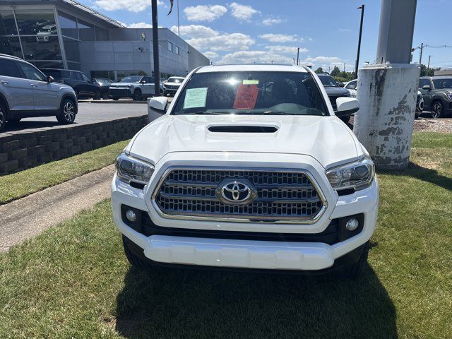 2017 Toyota Tacoma TRD Sport