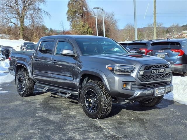 2017 Toyota Tacoma TRD Sport