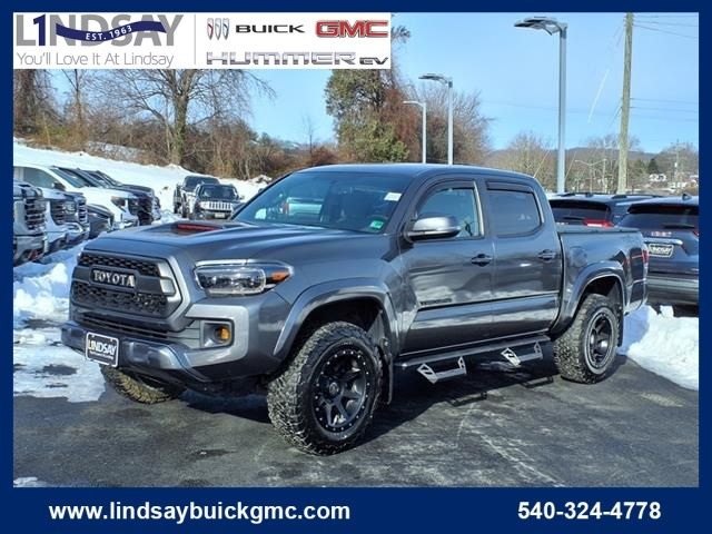 2017 Toyota Tacoma TRD Sport