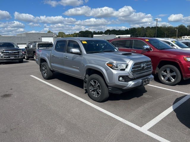 2017 Toyota Tacoma TRD Sport