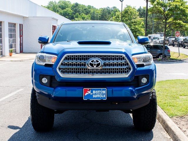 2017 Toyota Tacoma 