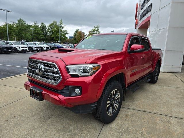 2017 Toyota Tacoma TRD Sport