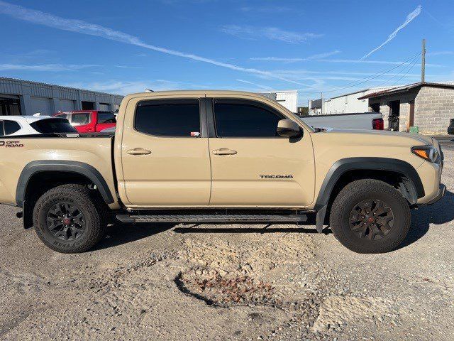 2017 Toyota Tacoma 