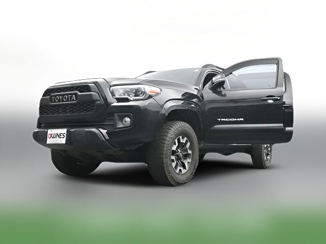 2017 Toyota Tacoma SR