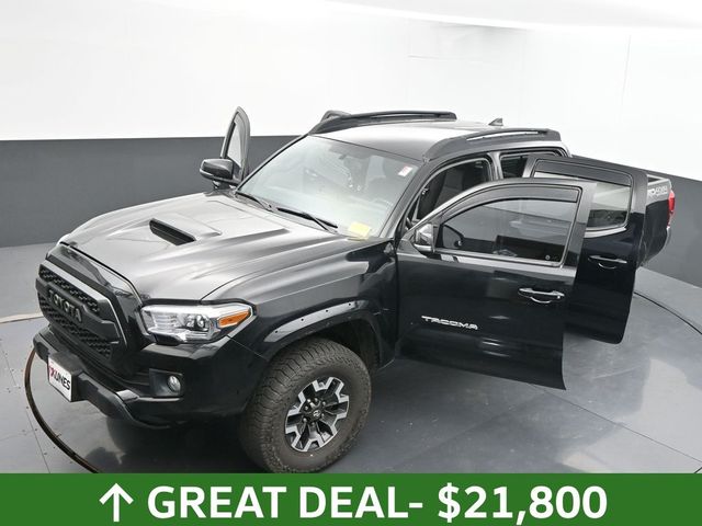 2017 Toyota Tacoma SR