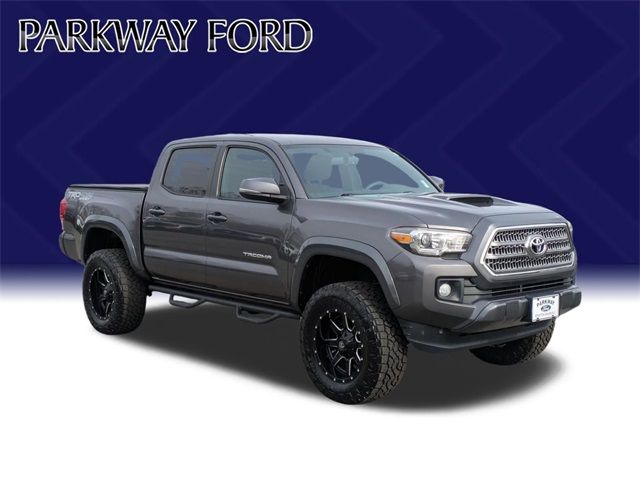 2017 Toyota Tacoma TRD Sport