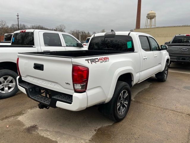 2017 Toyota Tacoma 