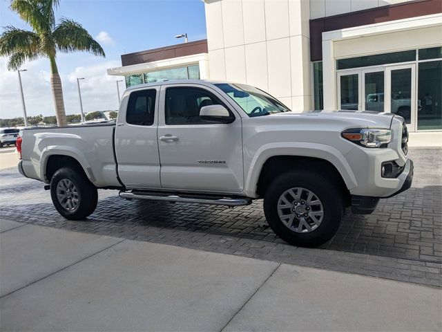 2017 Toyota Tacoma SR