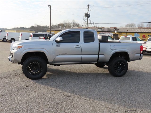 2017 Toyota Tacoma 