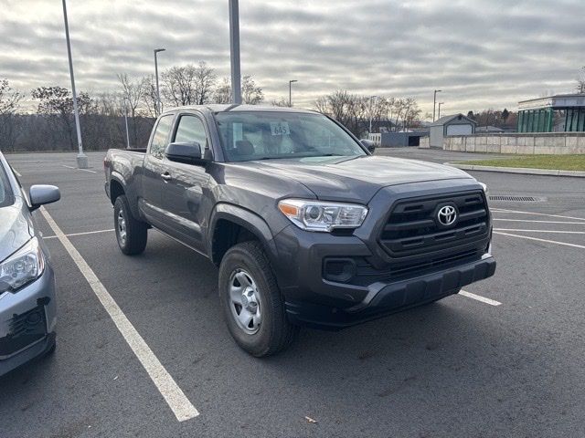 2017 Toyota Tacoma SR