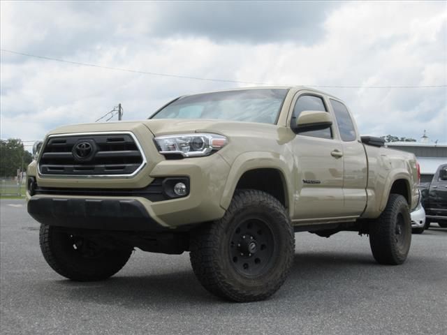 2017 Toyota Tacoma SR5