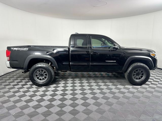 2017 Toyota Tacoma 