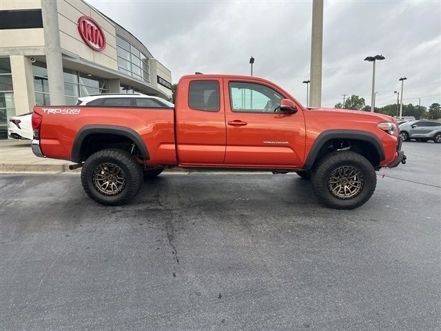 2017 Toyota Tacoma 