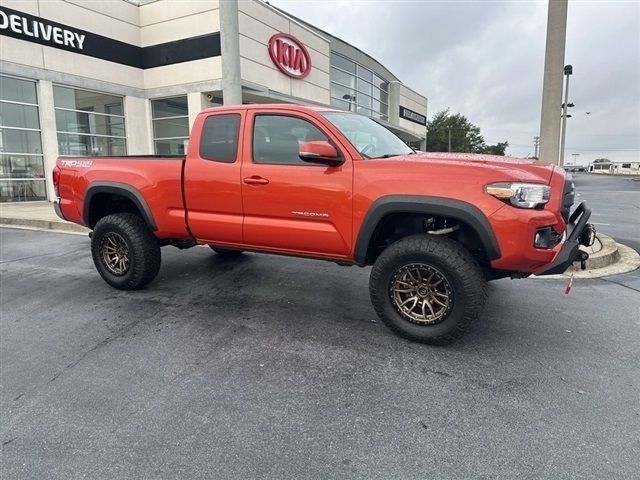 2017 Toyota Tacoma 