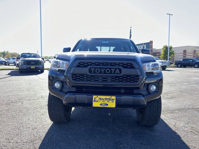 2017 Toyota Tacoma SR