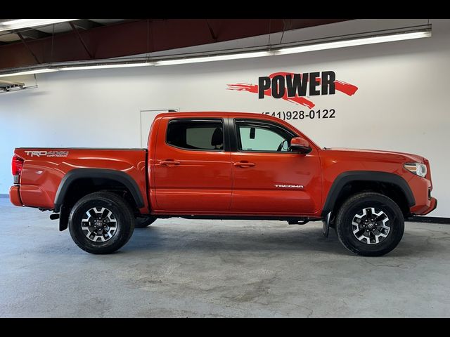 2017 Toyota Tacoma SR