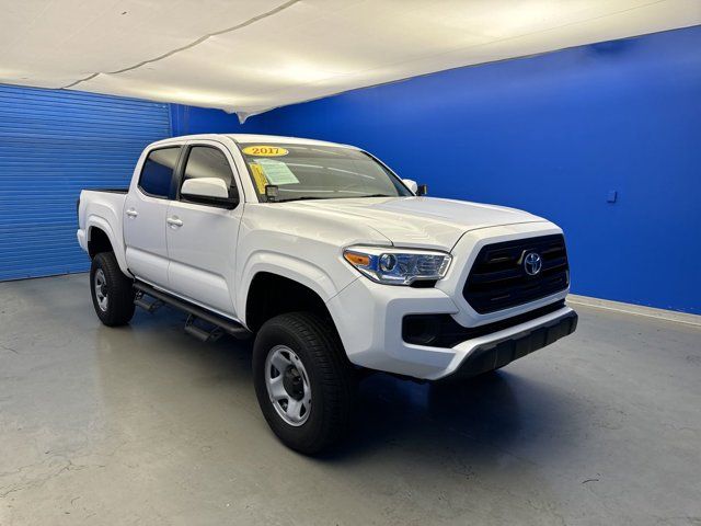 2017 Toyota Tacoma SR