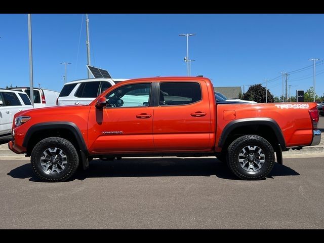 2017 Toyota Tacoma SR