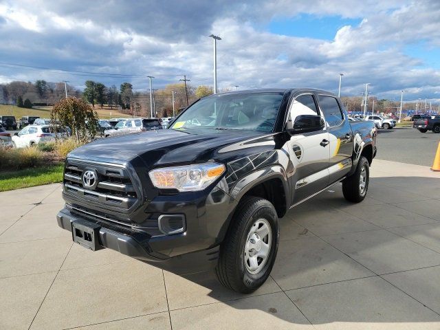 2017 Toyota Tacoma SR