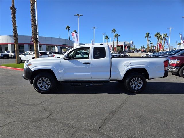 2017 Toyota Tacoma SR